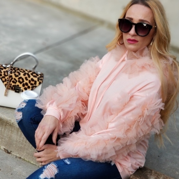 TOP RUFFLE HOODIE Blush Pink - Picture 3 of 4